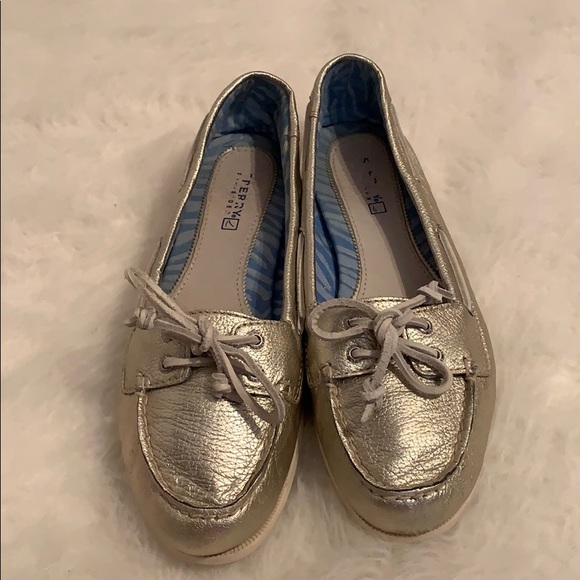 Women’s Sperry Topsider - Picture 2 of 4